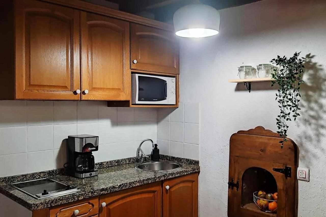 Apartamentos Rurales La Laguna Somiedo Valle de Lago Eksteriør bilde