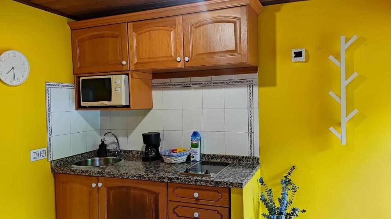 Apartamentos Rurales La Laguna Somiedo Valle de Lago Eksteriør bilde