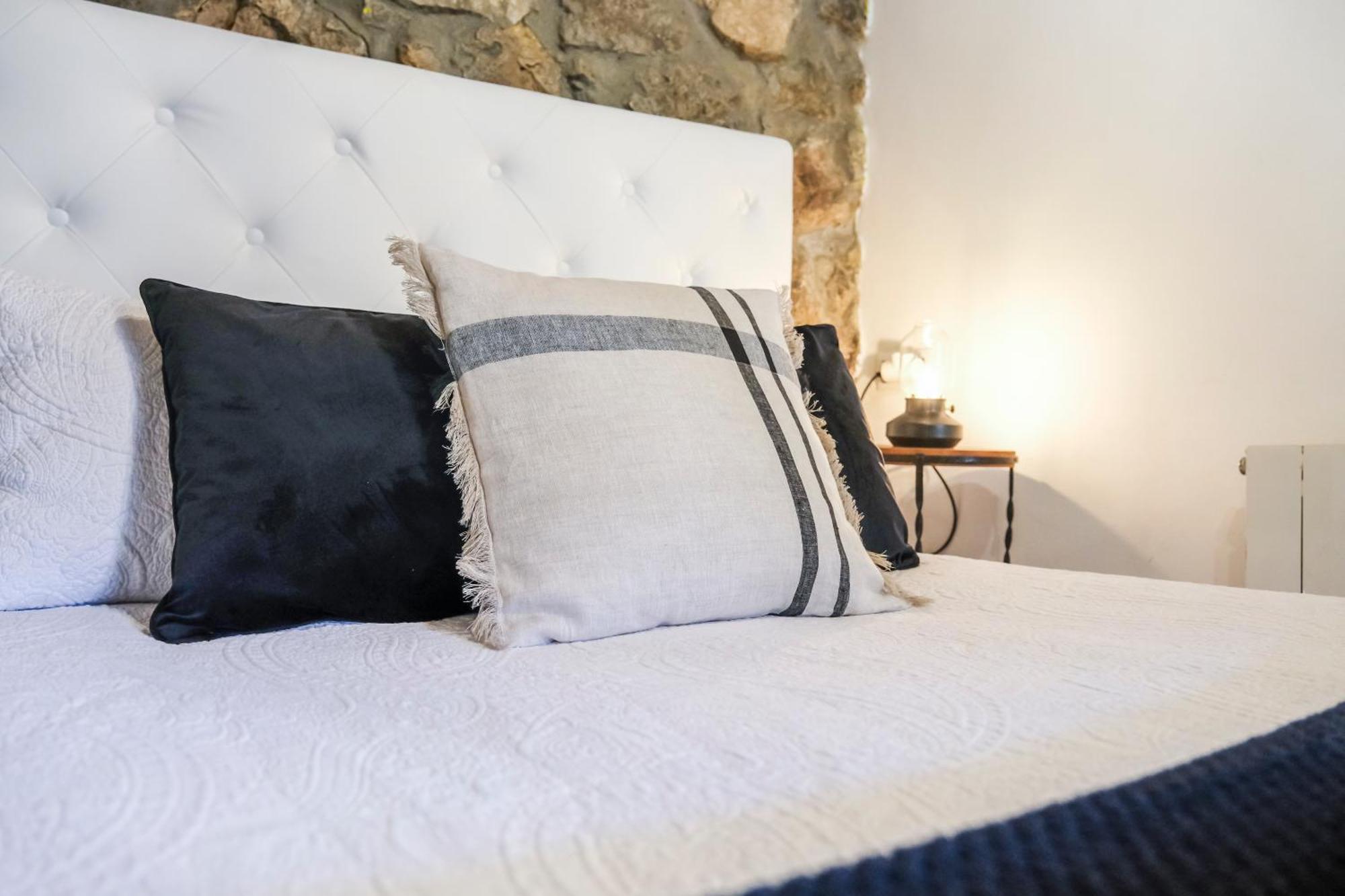Apartamentos Rurales La Laguna Somiedo Valle de Lago Eksteriør bilde