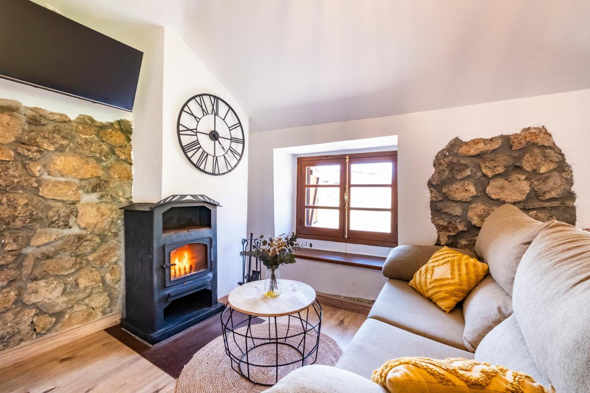 Apartamentos Rurales La Laguna Somiedo Valle de Lago Eksteriør bilde