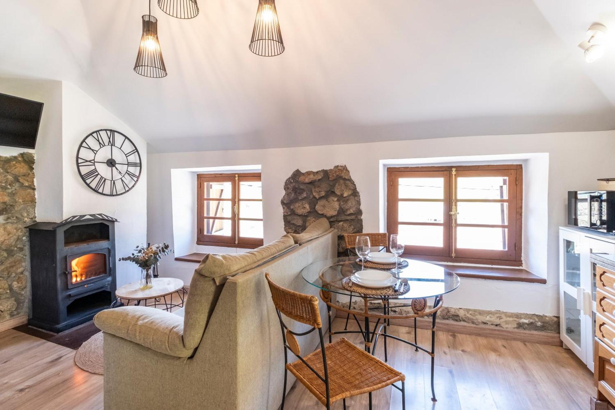 Apartamentos Rurales La Laguna Somiedo Valle de Lago Eksteriør bilde